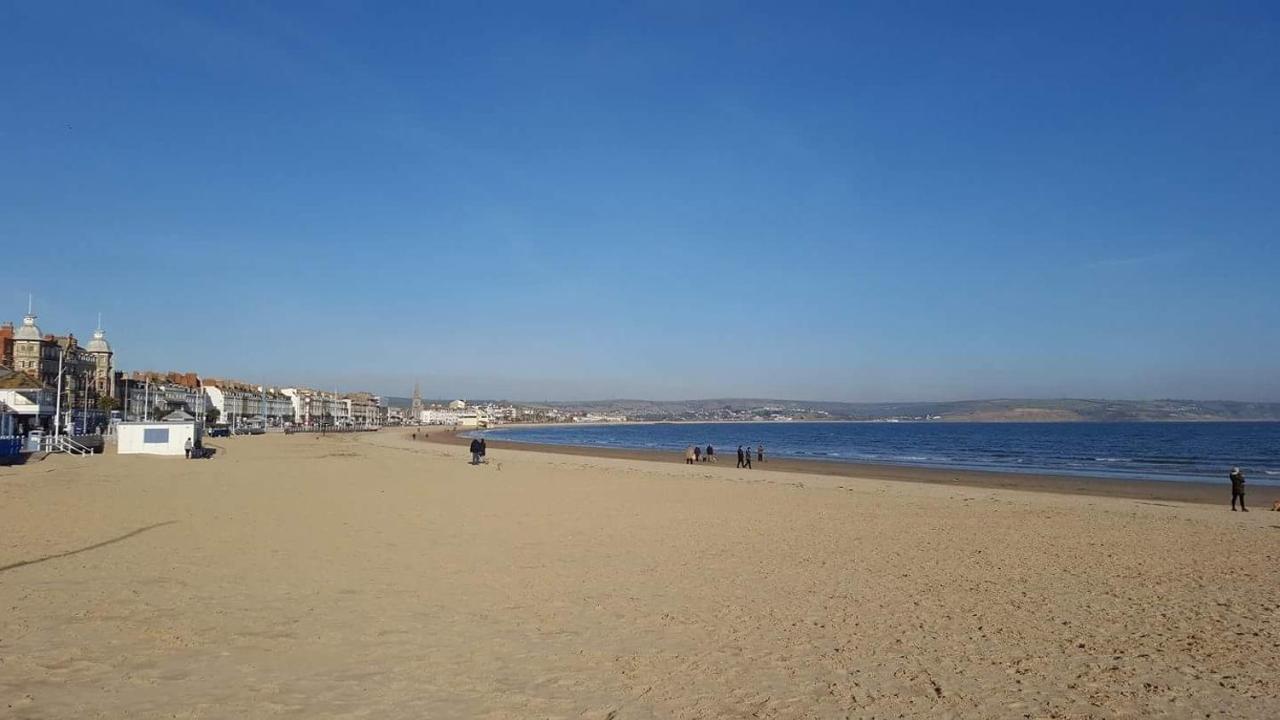 Вилла The Weymouth Sea Front Holiday Flat Экстерьер фото